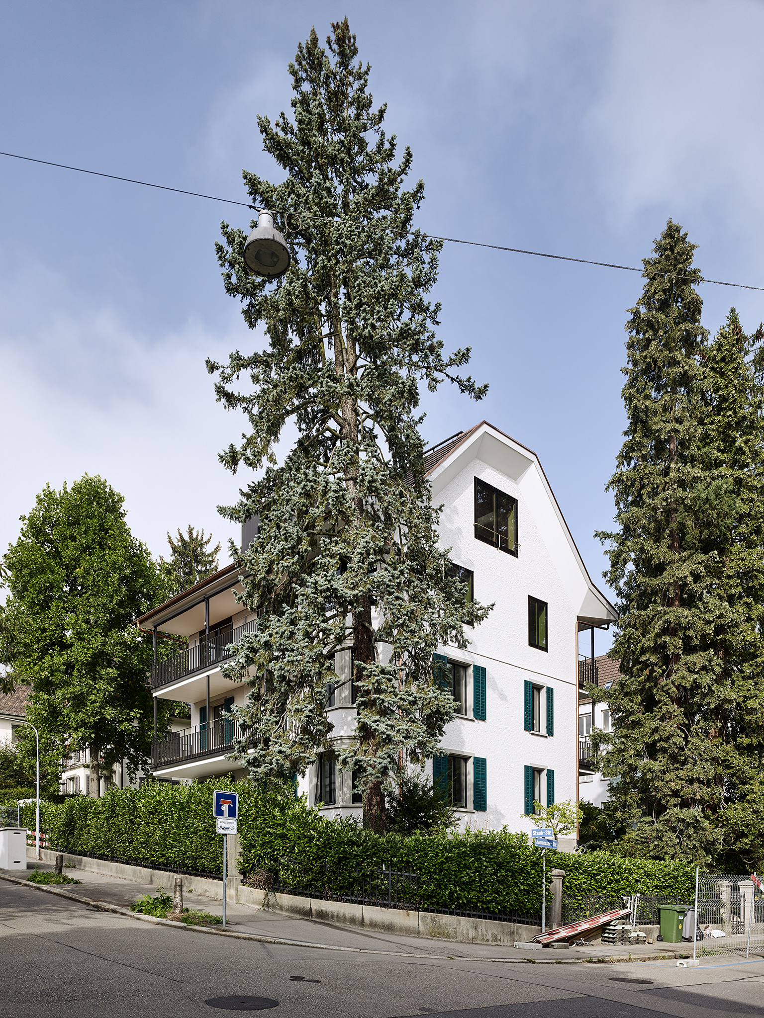 E16604 Alpa 058548 SCREEN